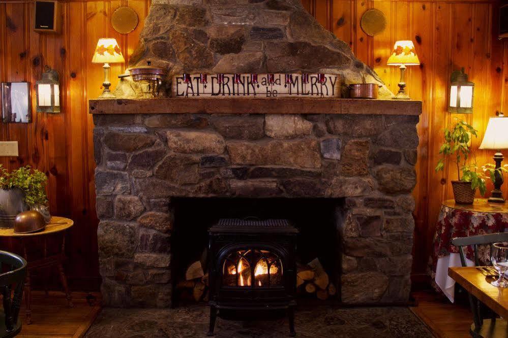 Inn At Baldwin Creek & Mary'S Restaurant Bristol Екстер'єр фото
